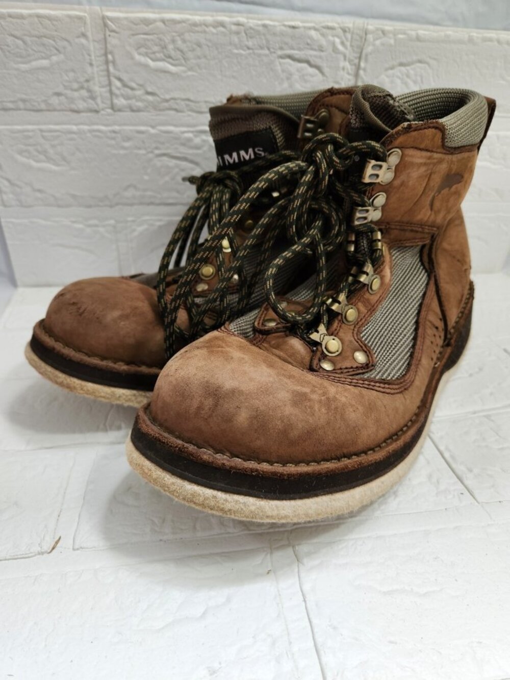 Simms Fishing Wading Boots Men Size 9 Brown Suede Felted Sole Lace Up High Top